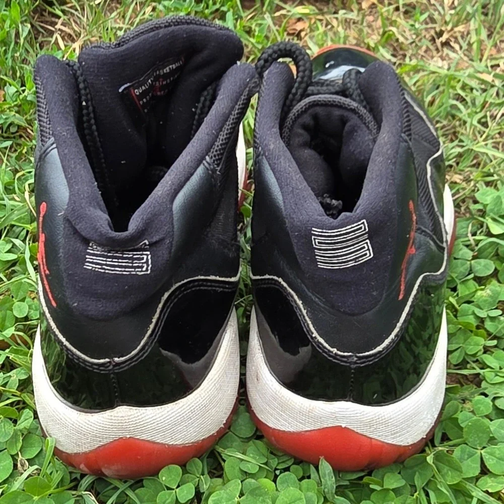 Jordan Air Jordan 11 Retro Bred Black True Red White 378037-061 Mens Sneakers